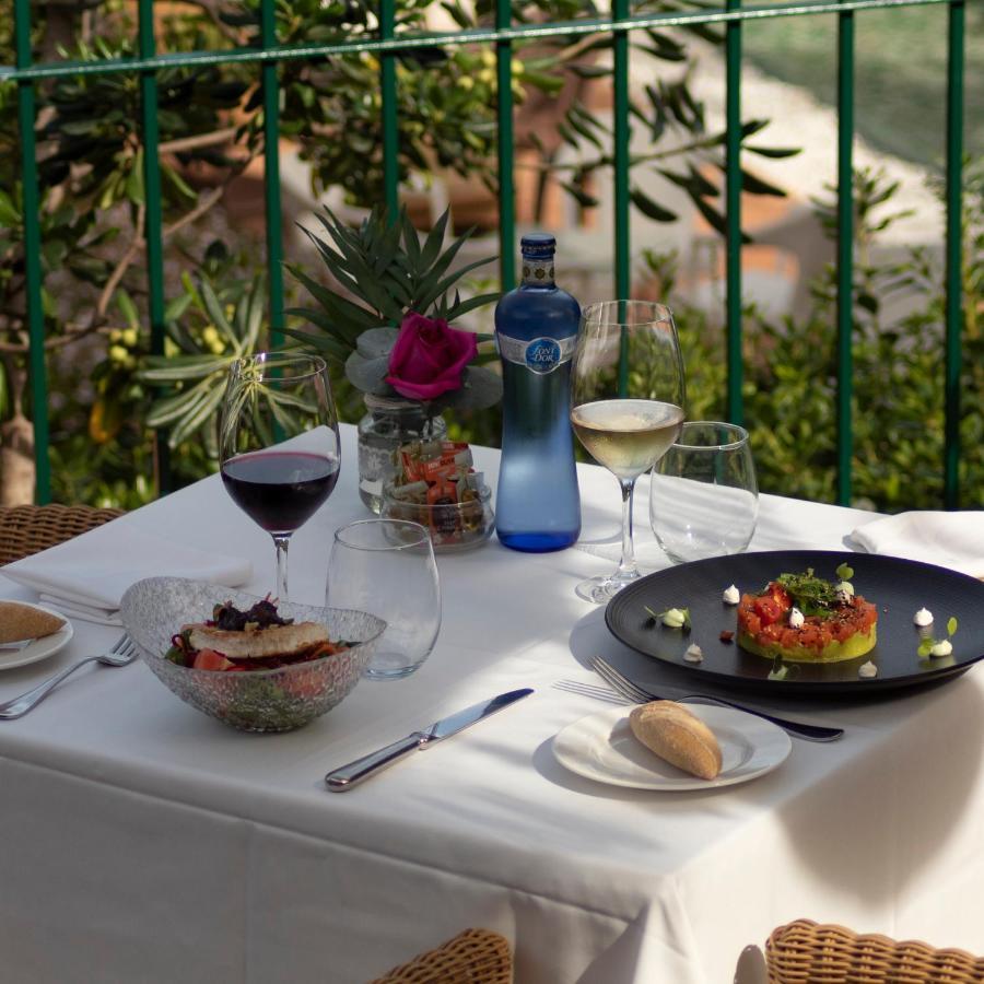 Hotel Mr Les Rotes دينايا المظهر الخارجي الصورة