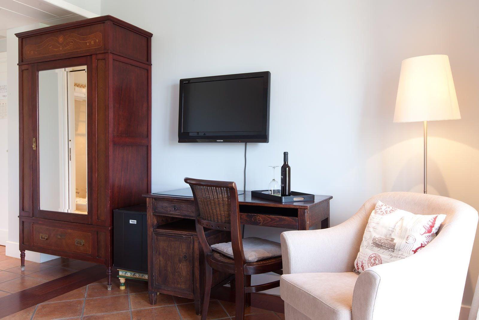 Hotel Mr Les Rotes دينايا المظهر الخارجي الصورة