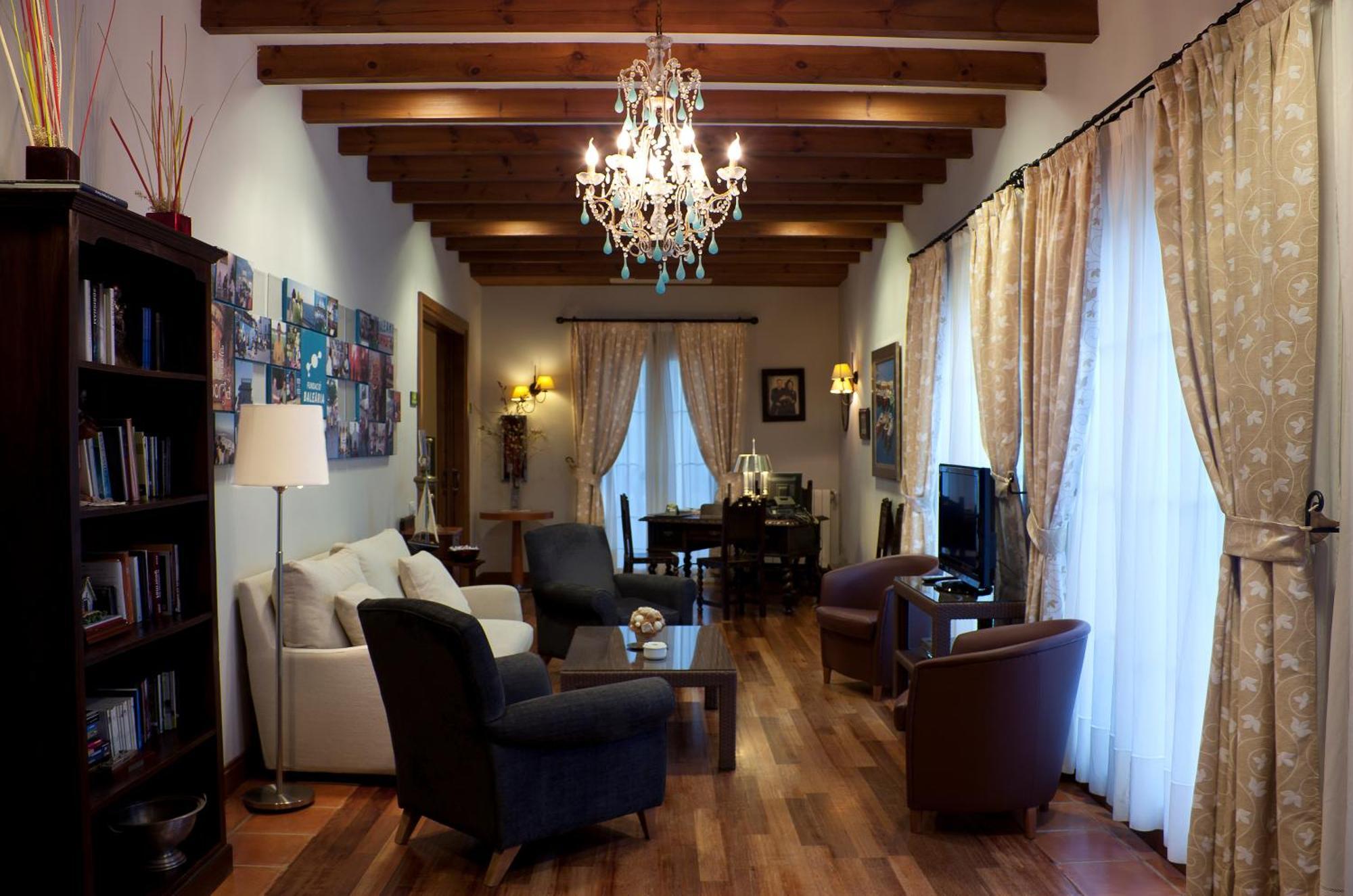 Hotel Mr Les Rotes دينايا المظهر الخارجي الصورة