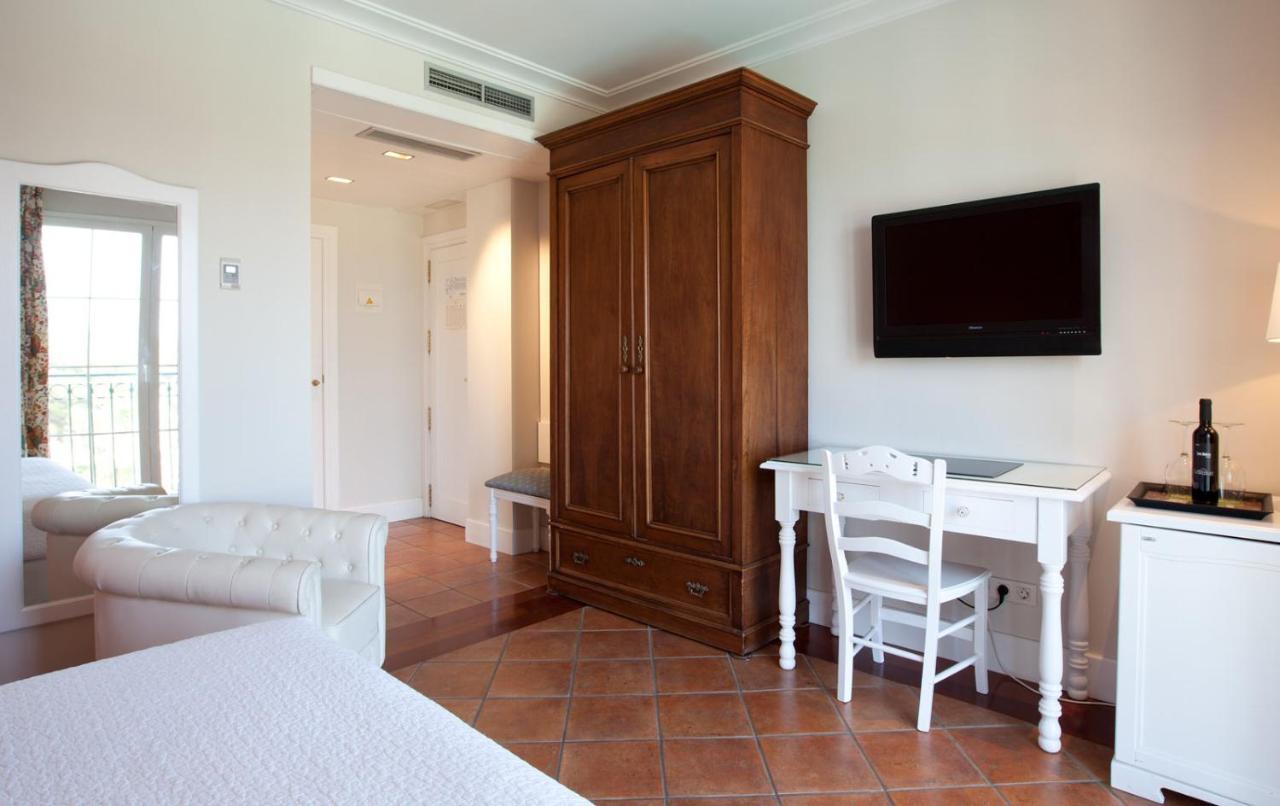 Hotel Mr Les Rotes دينايا المظهر الخارجي الصورة